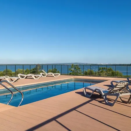 Art - Elegant In With Rooftop Seasonal Pool By Renters Mielno (Koszalin)