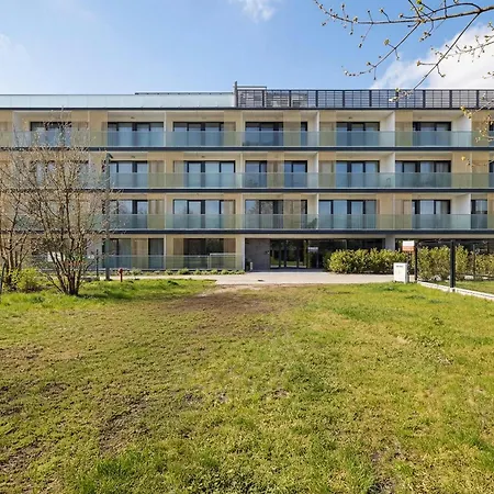 Art - Elegant In With Rooftop Seasonal Pool By Renters Mielno (Koszalin)
