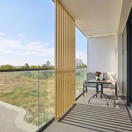 Art - Elegant In With Rooftop Seasonal Pool By Renters * Mielno (Koszalin)