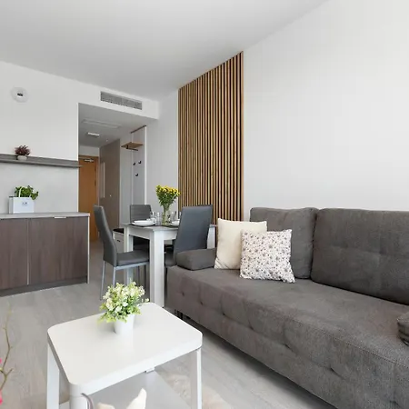 Art - Elegant In With Rooftop Seasonal Pool By Renters Mielno (Koszalin)