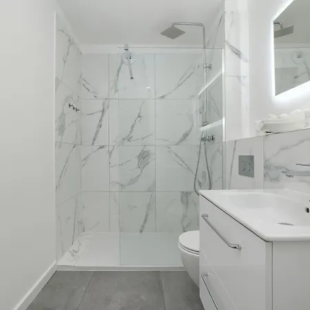 Apartamento Art - Elegant In With Rooftop Seasonal Pool By Renters
